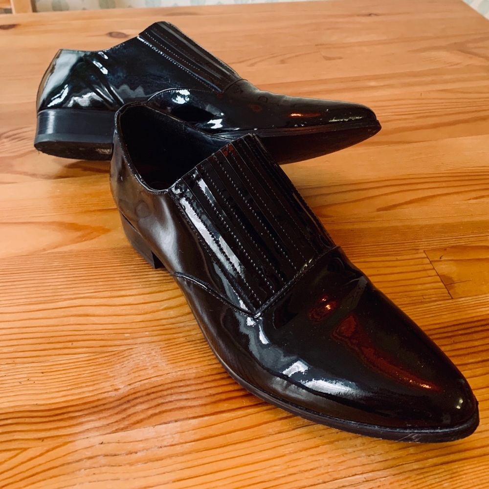 Cartel Footwear / Patent leather shoes